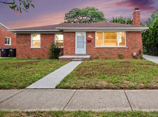 32824 Hees St, Livonia, MI 48150