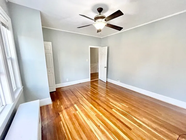 37 Hamilton St #2 — Photo 8