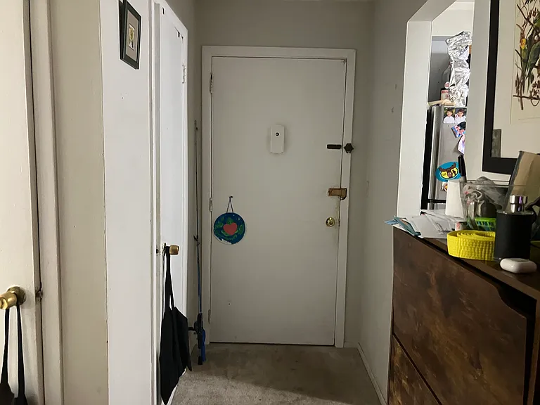 131 Parkside Dr — Photo 3