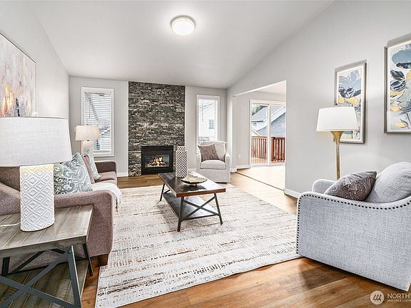 5th image of 13401 68th Avenue Ct E