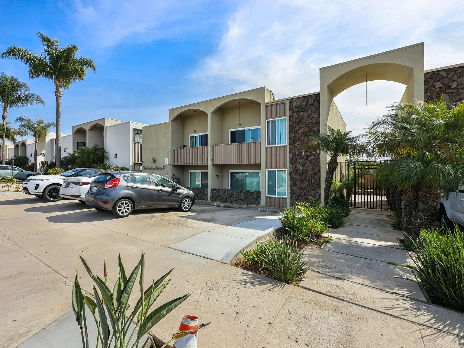 Laguna PB — Photo 1