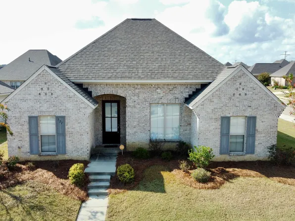 321 Buttonwood, Canton, MS 39046