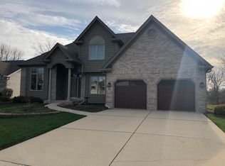 483 Waubonsee Cir, Oswego, IL 60543