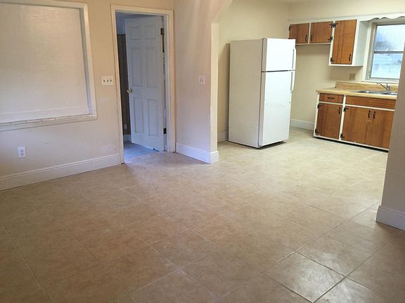 2nd image of 842 County Road 477