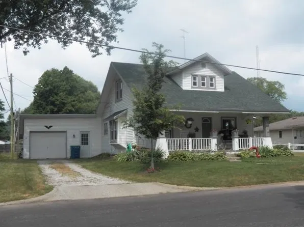 105 Mill St, Middlebury, IN 46540
