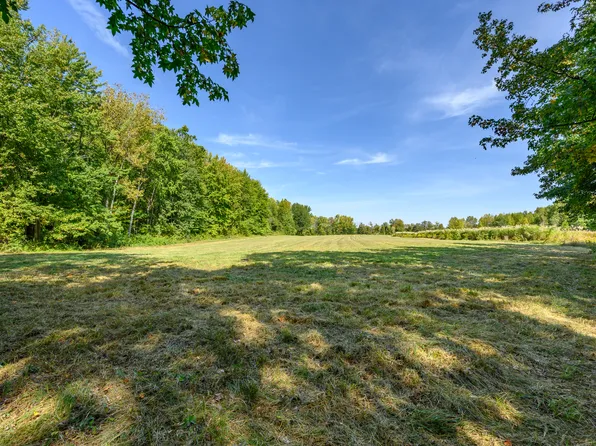 750 East Dr, Seymour, IN 47274