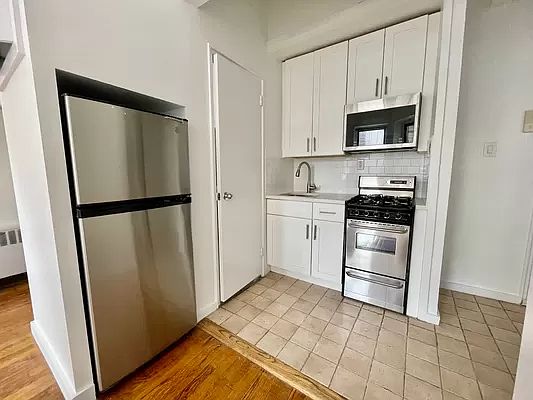 1st image of 262 W End Ave APT 1A