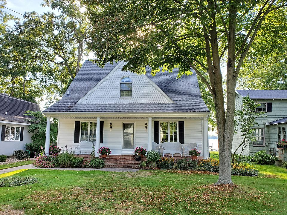 1st image of 2870 Beatrice Ave