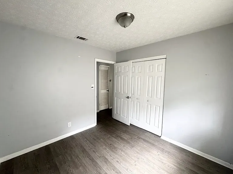 3258 Lancing Ln — Photo 7
