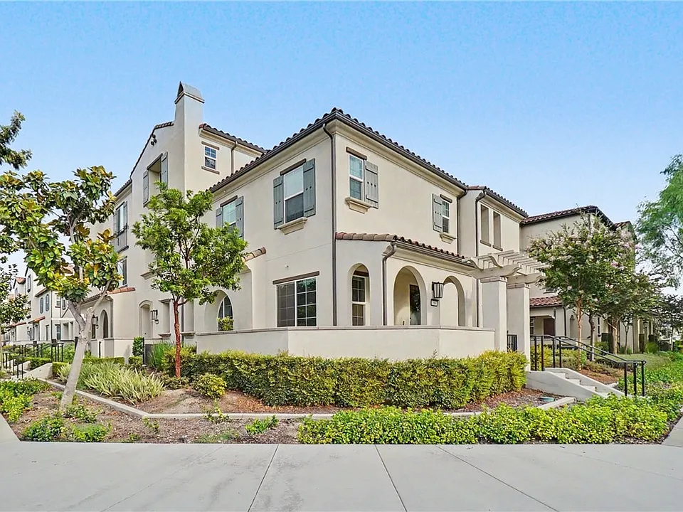 15967 W Preserve Loop