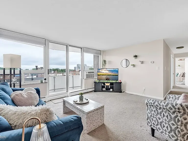 11811 Lake Ave #703 — Photo 22