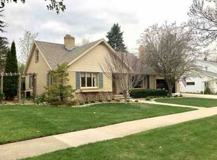 1801 N Douglas St, Appleton, WI 54914