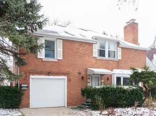 6957 N Kenton Ave, Lincolnwood, IL