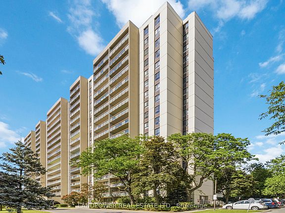 2nd image of 350 Seneca Hill Dr #Penthouse 14