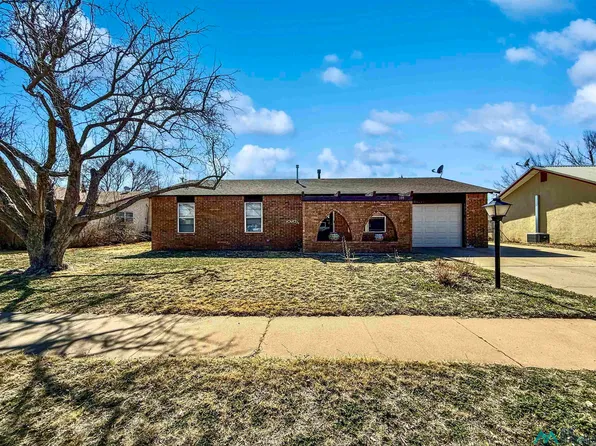 109 Dennis Pl, Clovis, NM 88101