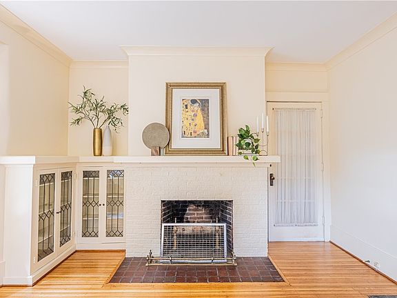 5th image of 310 Canterbury Rd