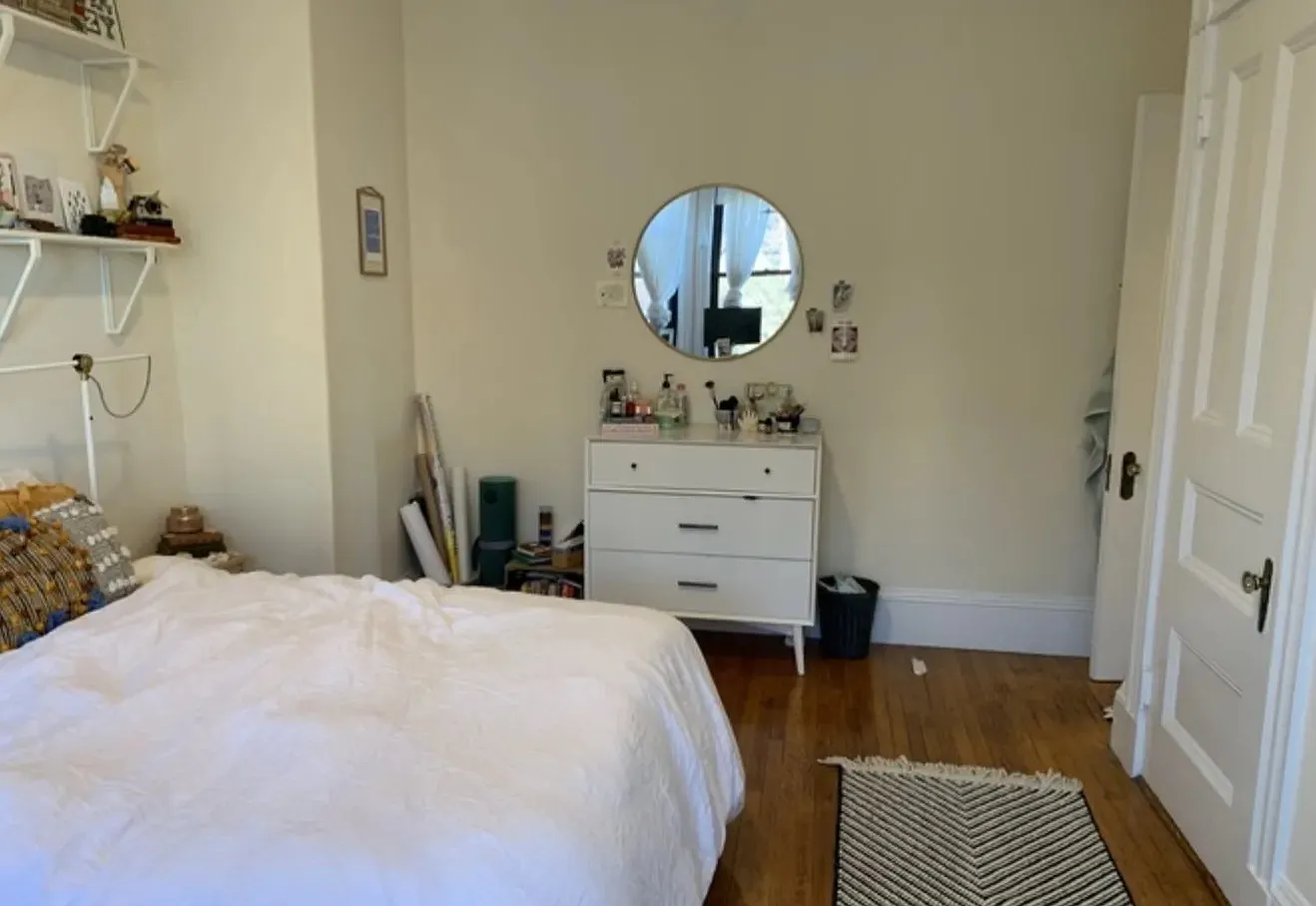 2 bed, 550 sqft, $3,600 — Photo 1