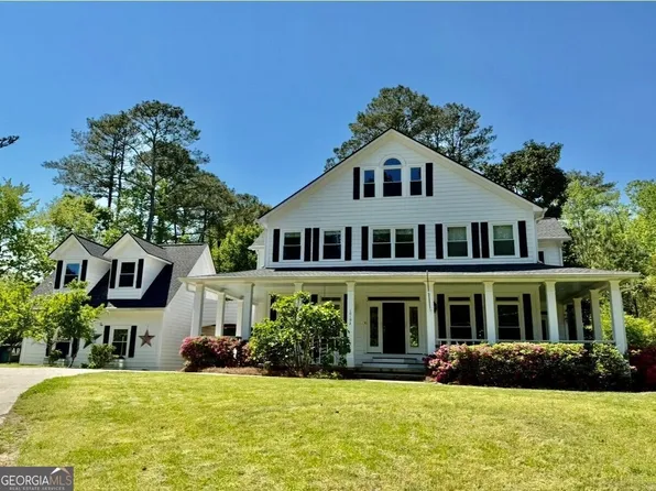 10192 Shallowford Rd, Roswell, GA 30075