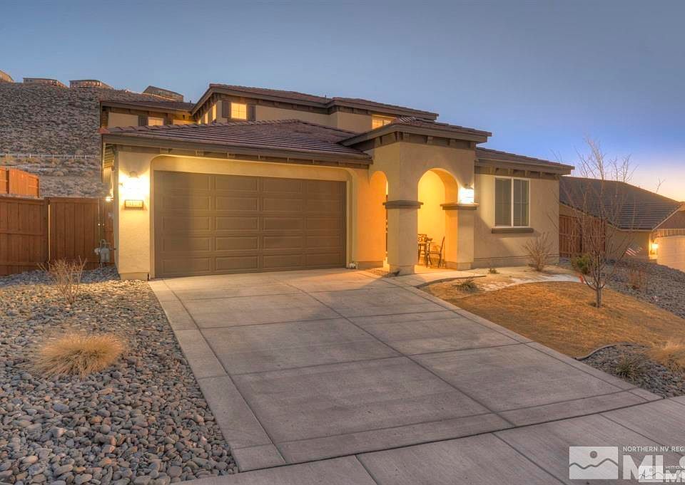 1st image of 3123 Vecchio Dr