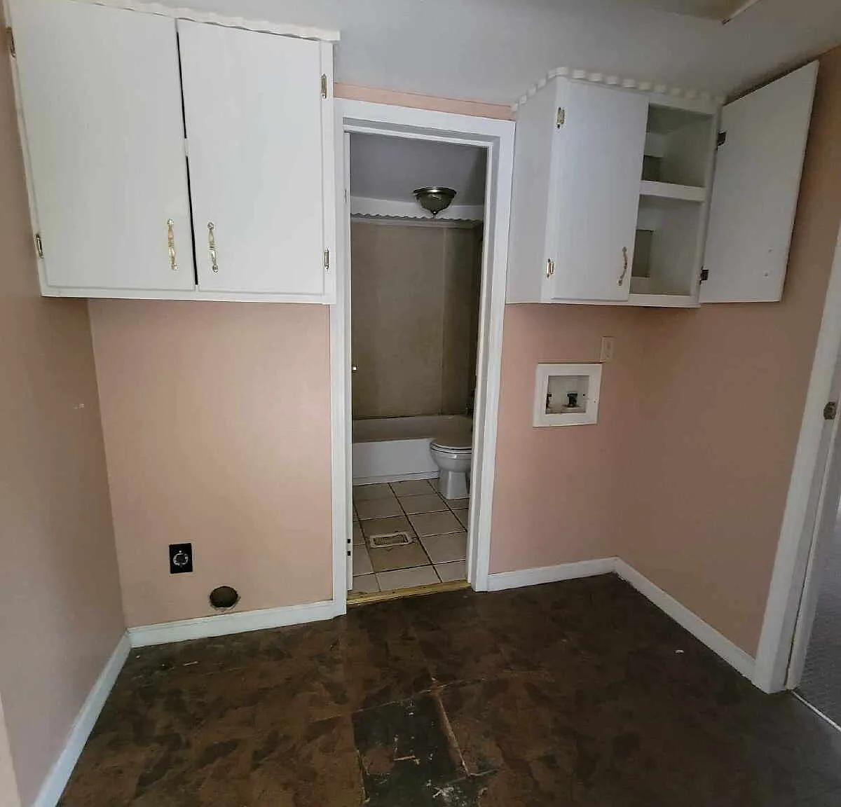 2 bed, 1.0 bath, $850 — Photo 4