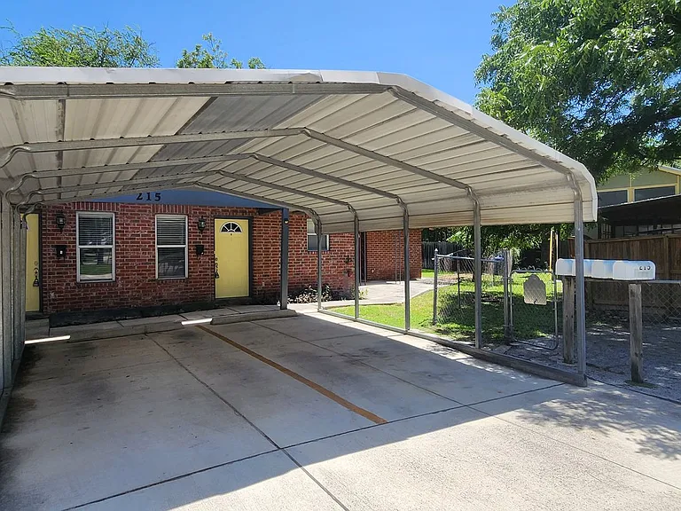 215 Eleanor Ave — Photo 16
