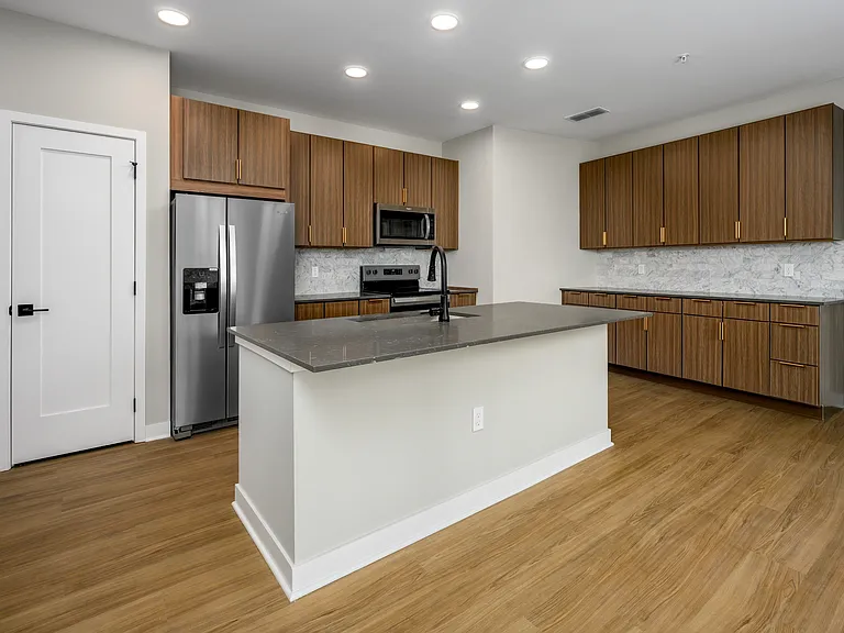 Ironwood Flats — Photo 11