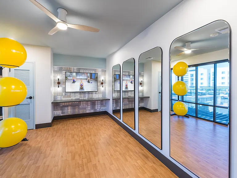 Marlowe Centennial Hills — Photo 19