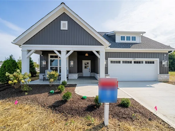 5302 Charlottes Way #Sl33, Sheffield Village, OH 44035