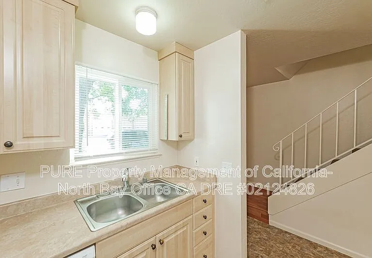 48-4 Lark Center Dr — Photo 4