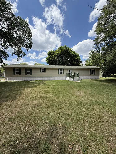 3719 Fountain Cir Photo 1