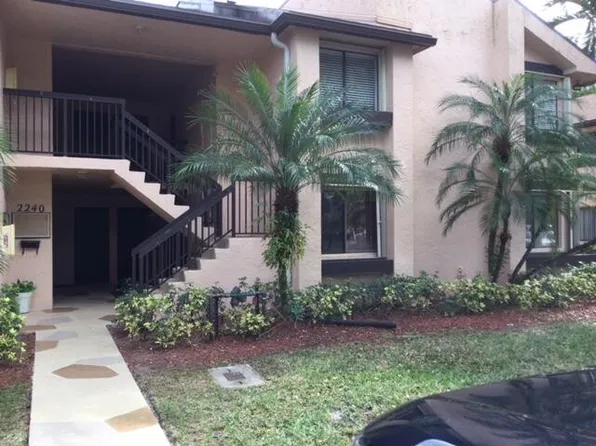 2240 SW 92nd Terrace #2402, Davie, FL 33324