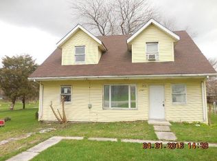 1747 S Fairbanks St, Griffith, IN 46319