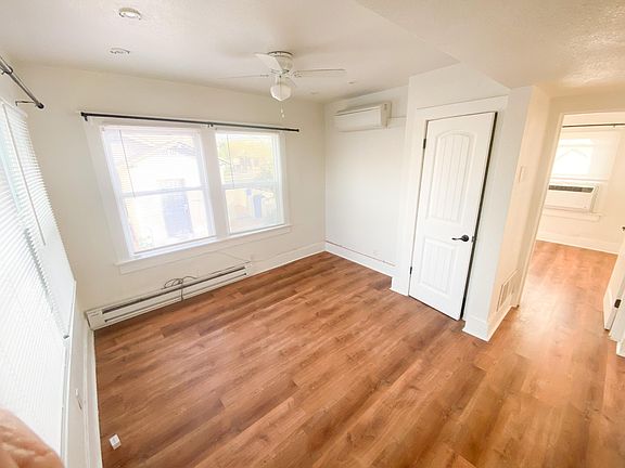 4th image of 642 E 4th St Unit 3