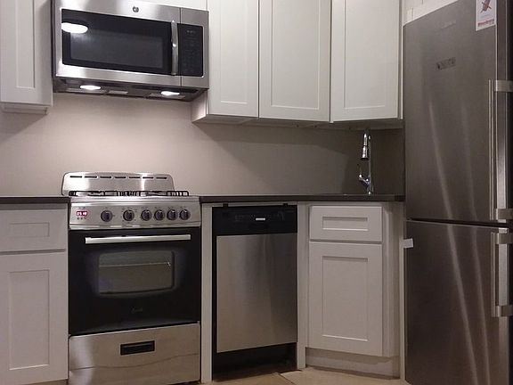 4th image of 113 Henry St APT 7
