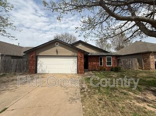 1608 W Fort Worth St, Broken Arrow, OK 74012