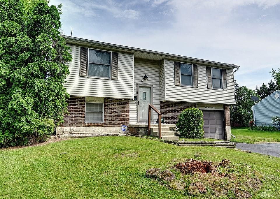 1st image of 107 Aleshire Farm Cir