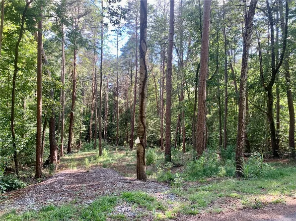 236 Chestnut Dr, Westminster, SC 29693