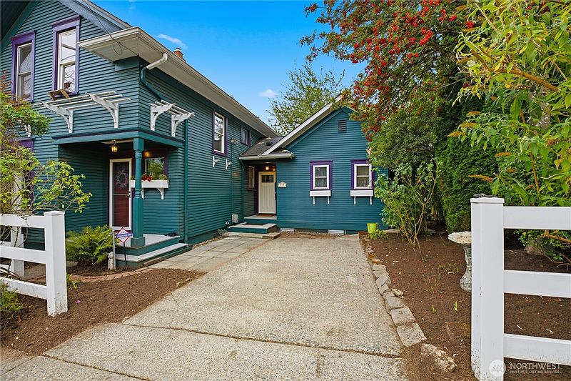3rd image of 919 20th Avenue S