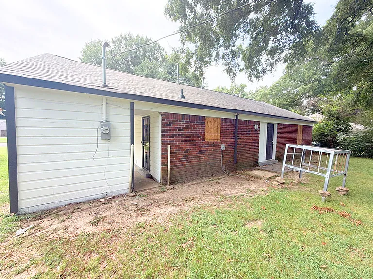 4066 Berrywood Ave — Photo 22