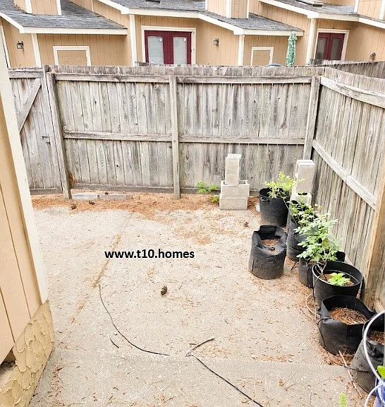 1207 Huntsman Ct — Photo 27