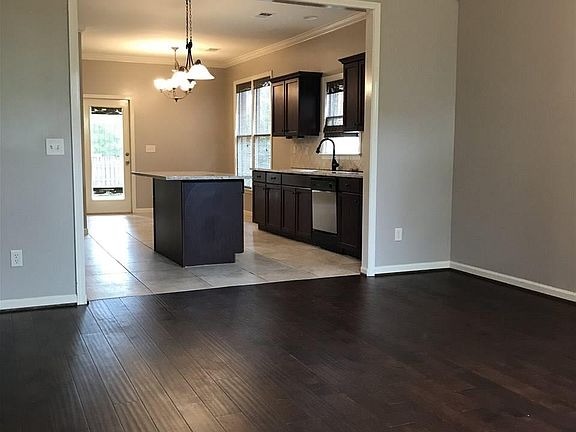 5th image of 2398 Abbeyglen Cir