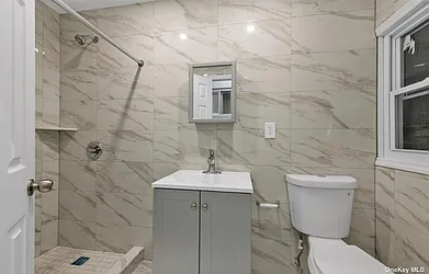 Sold by Prospes Real Estate Corp
