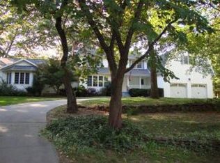 1017 S Sunset Ln, Carthage, MO 64836