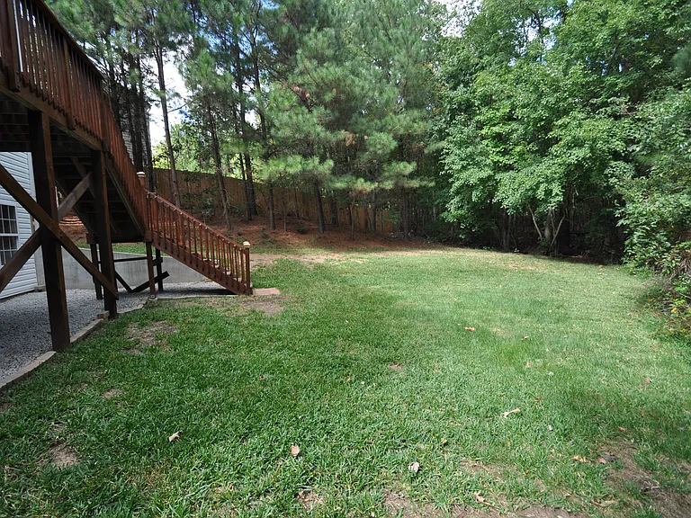 117 Tiverton Woods Dr — Photo 38