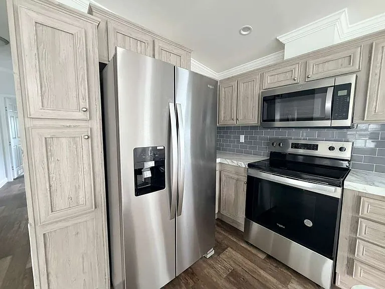 5257 SW 32nd St #2-30 — Photo 8