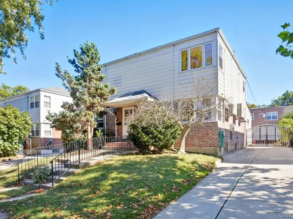 6739 197th Street, Fresh Meadows, NY 11365