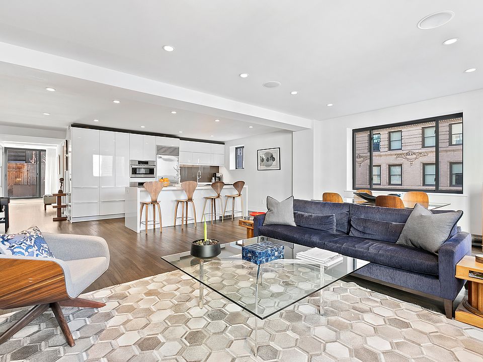 1st image of 176 Broadway Ph C