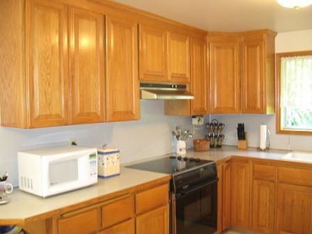 OAK CABINETS
