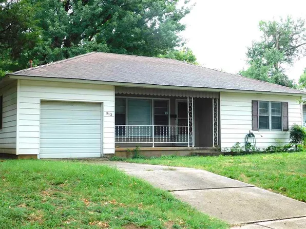 313 N 12th St, Ponca City, OK 74601