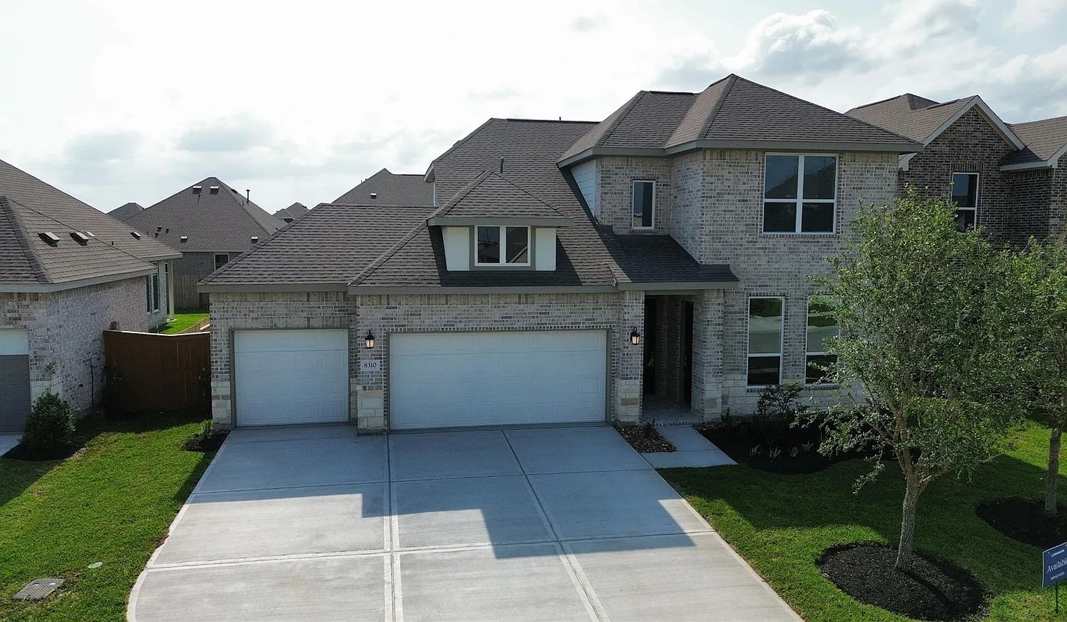 8310 Blue Holly Drive — Photo 4